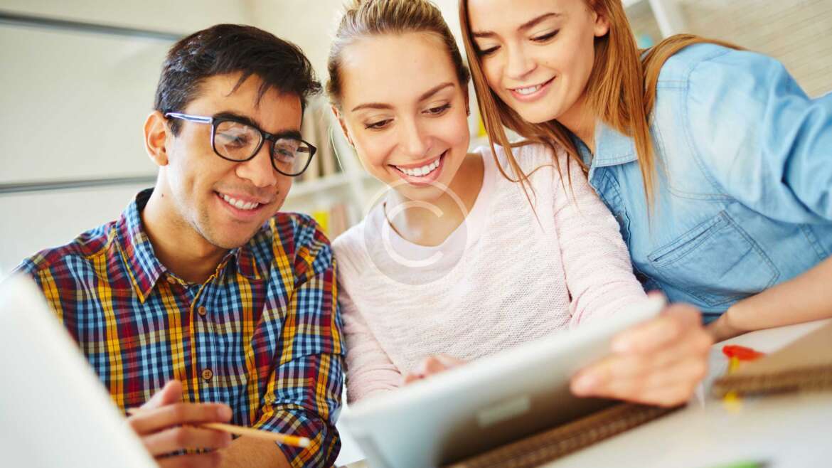 Social Media and Web Design Technology